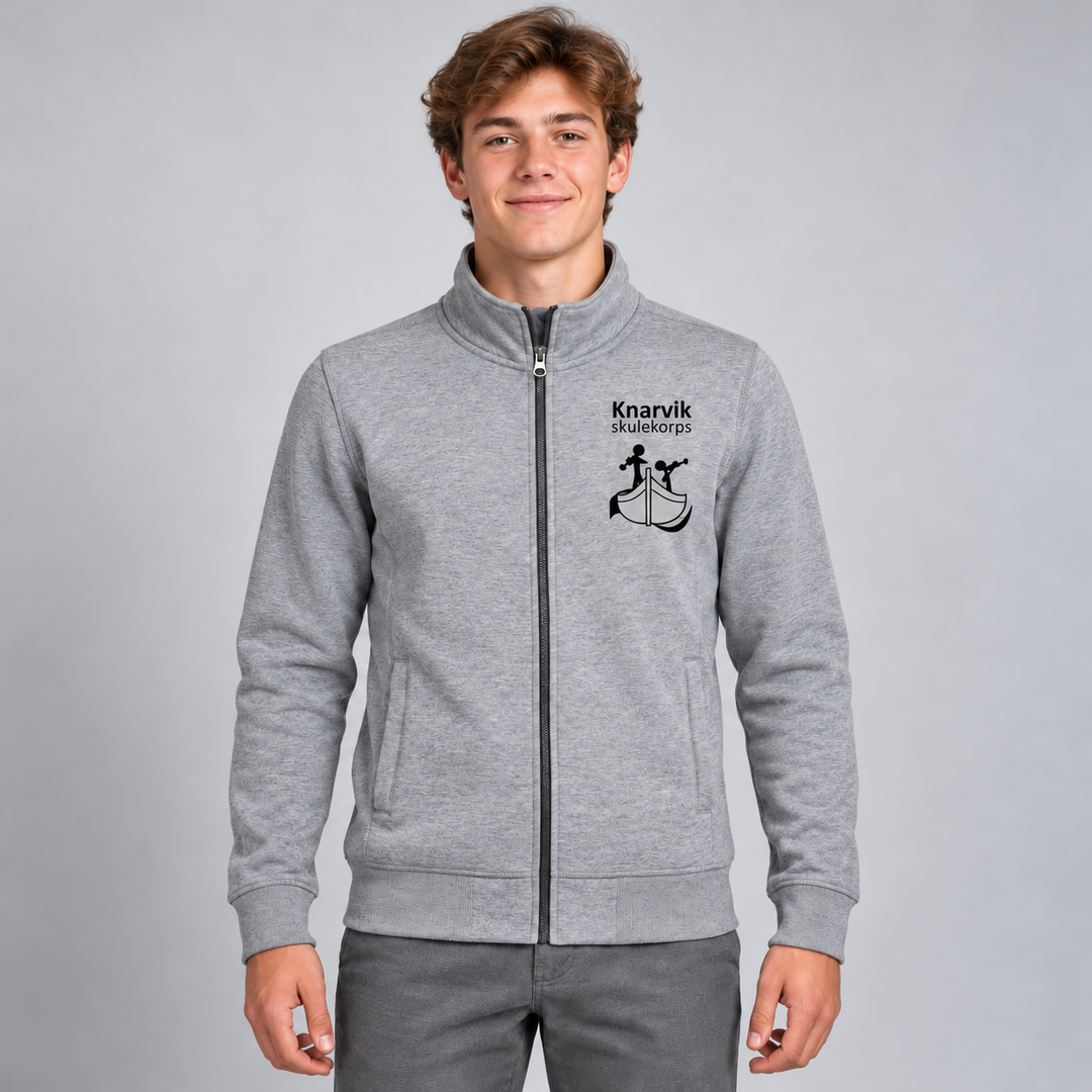 Cardigan Classic Herre – Knarvik Skulekorps – gråmelert – illustrasjonsbilde med 8 cm bred logo – sort korpslogo