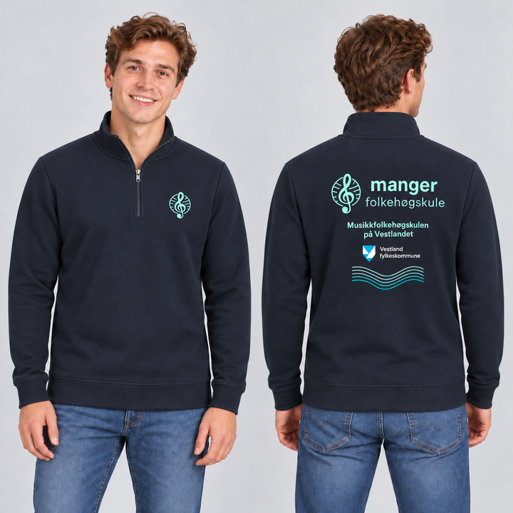 Miami Half Zip Unisex – Manger Folkehøgskule, Marineblå, foran og bak på voksen modell. KI-illustrasjon basert på leverandørfoto. Bryst- og ryggmotiv uten signaturer.