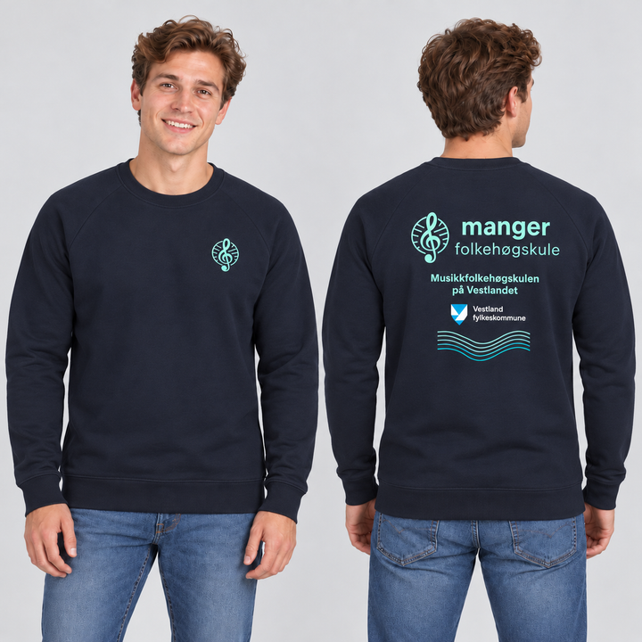 Miami PRO Roundneck Unisex – Manger Folkehøgskule, Marineblå, foran og bak på voksen modell. KI-illustrasjon basert på leverandørfoto. Bryst- og ryggmotiv uten signaturer.