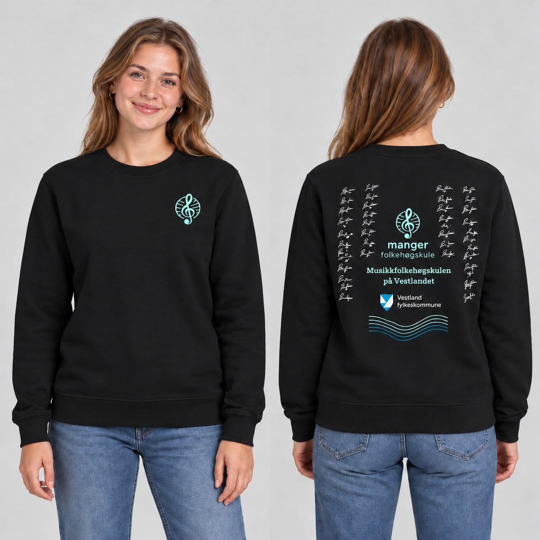 Miami Roundneck unisex – Sort – Manger Folkehøgskule, foran og bak på modell. KI-illustrasjon basert på produktfoto; eksempelsignaturer.